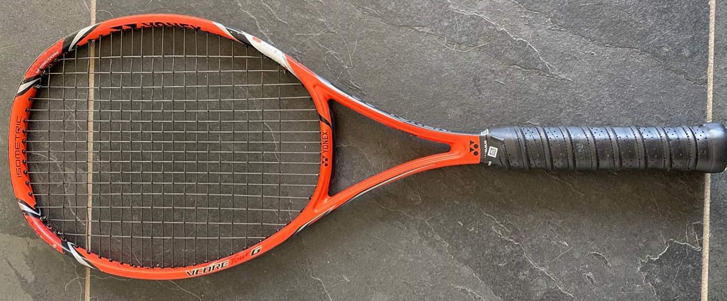 Denis Shapovalov tennis racquet