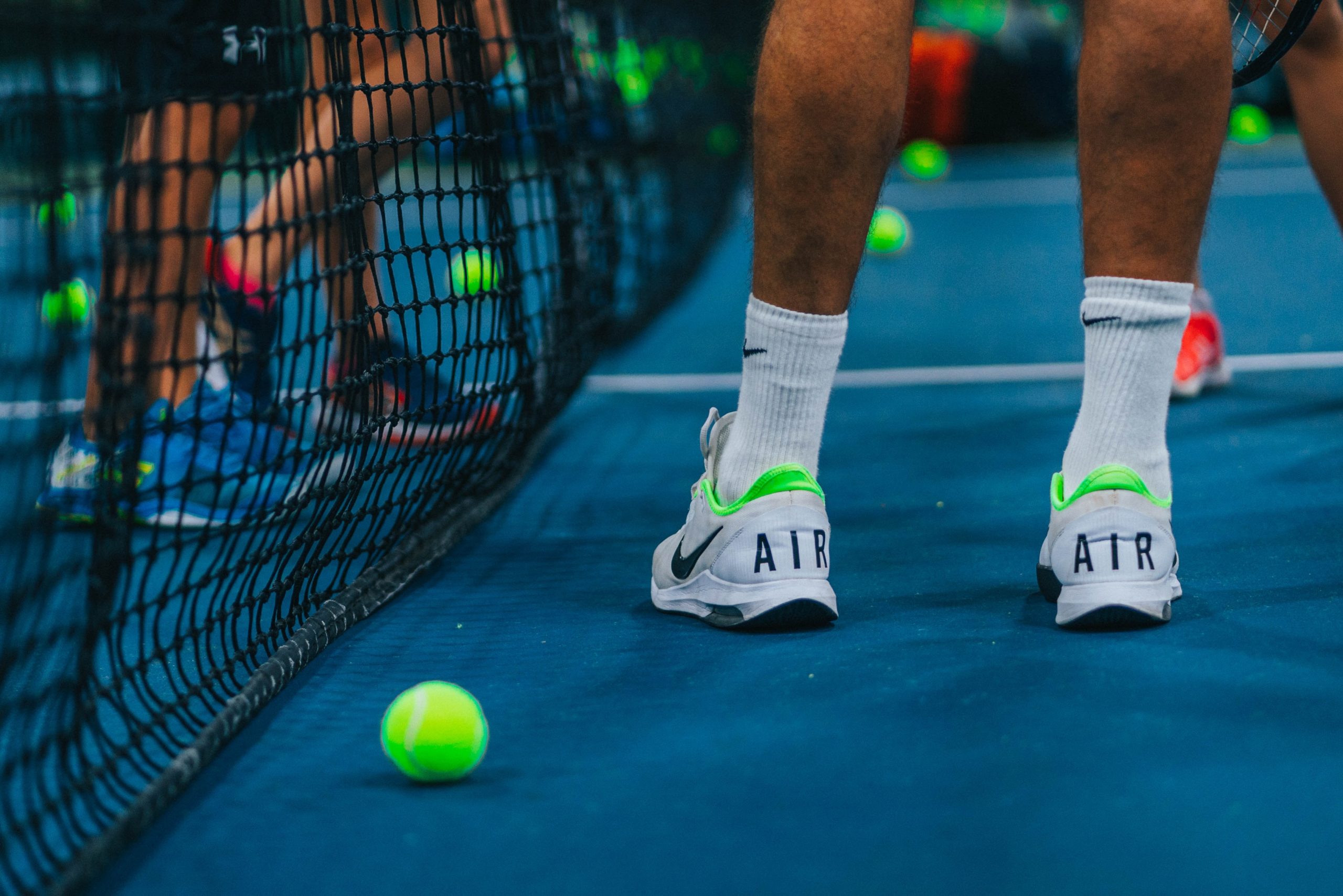Tennis Shoes For Men